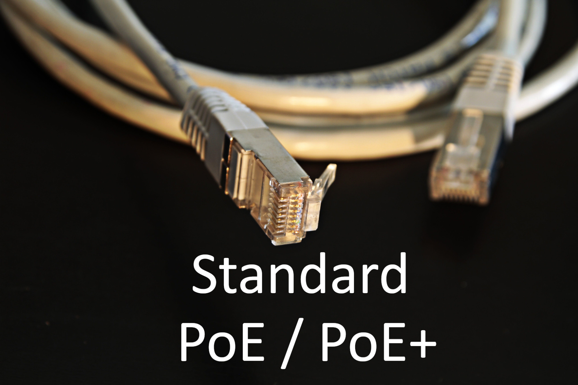 Jak działa zasilanie POE kamer IP w monitoringu?